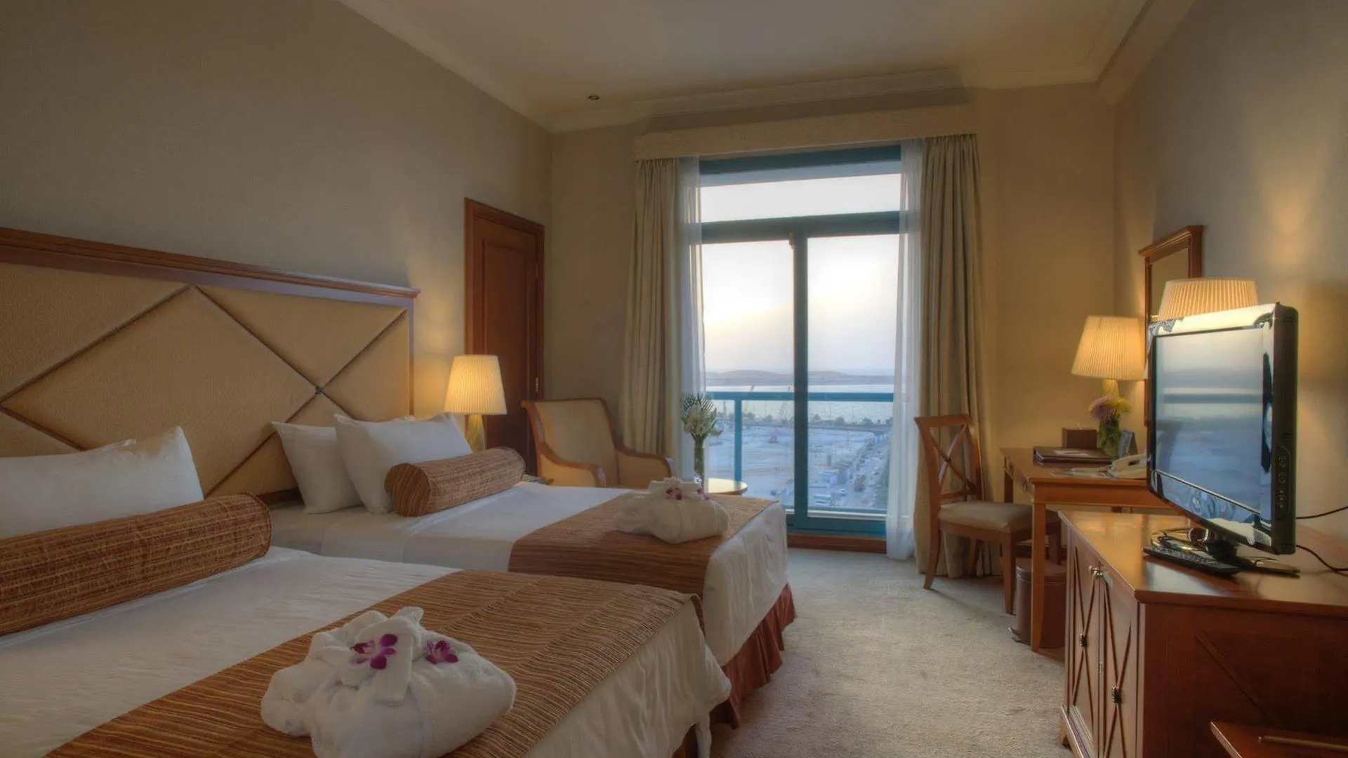Al Diar Capital Hotel Abu Dhabi 3*,